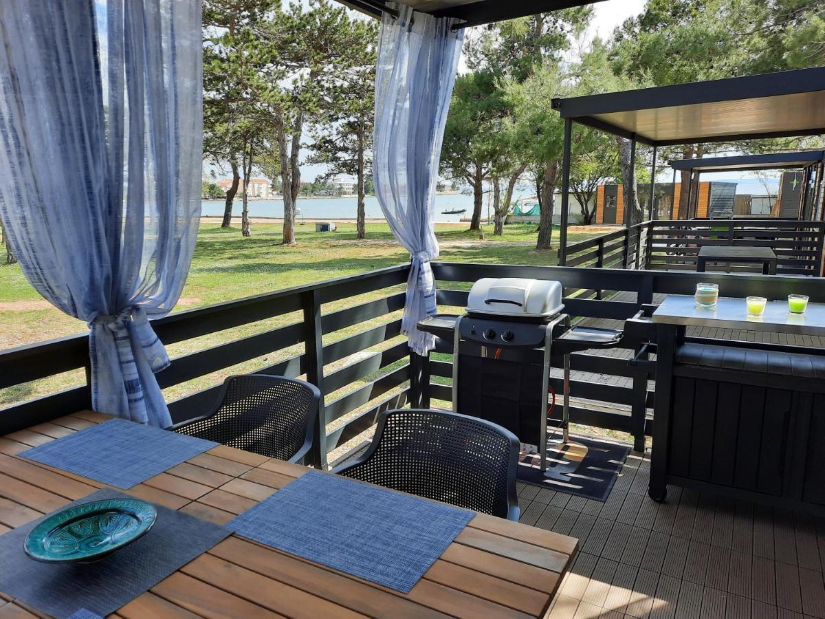Sand & Relax Privlaka - Mobile Home Gloria Bagian luar foto